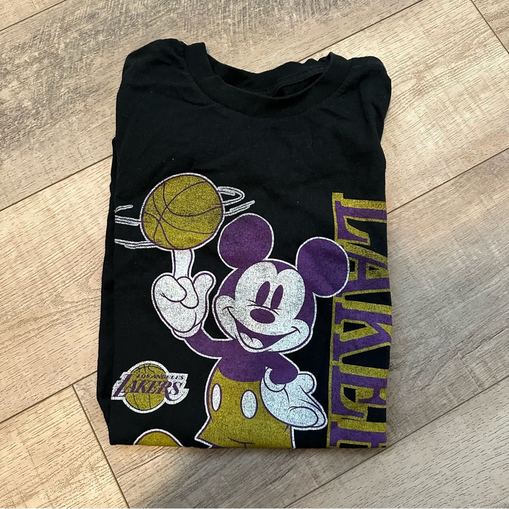 Lakers Graphic tee
